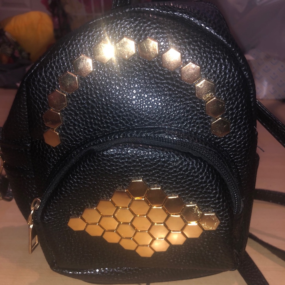 Mini Backpack - Picture 5 of 7